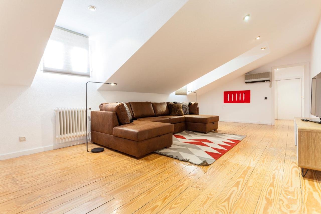 Apartamento Gran Via Terrace En Madrid Exterior photo