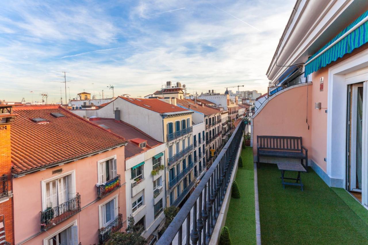 Apartamento Gran Via Terrace En Madrid Exterior photo
